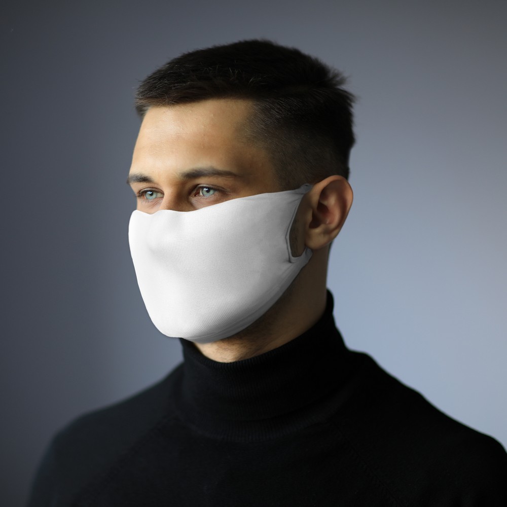 Wiederverwendbare Maske mit Filterraum und Silberionen in Weiß