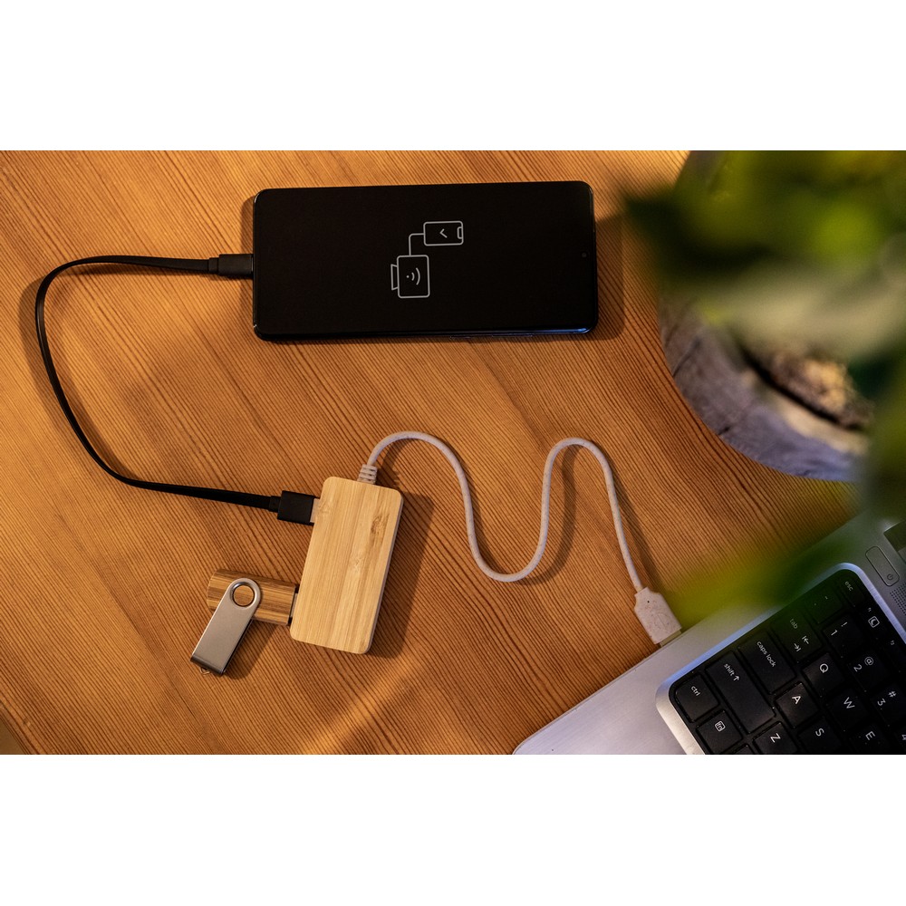 USB- und USB-C-Hub aus Bambus B'RIGHT | Kenzie in Holz, Ansicht 6