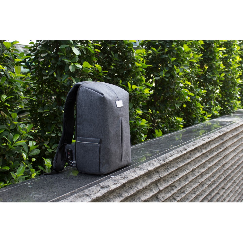 Laptop-Rucksack 15,6“ BrandCharger Phantom in Grau, Ansicht 2