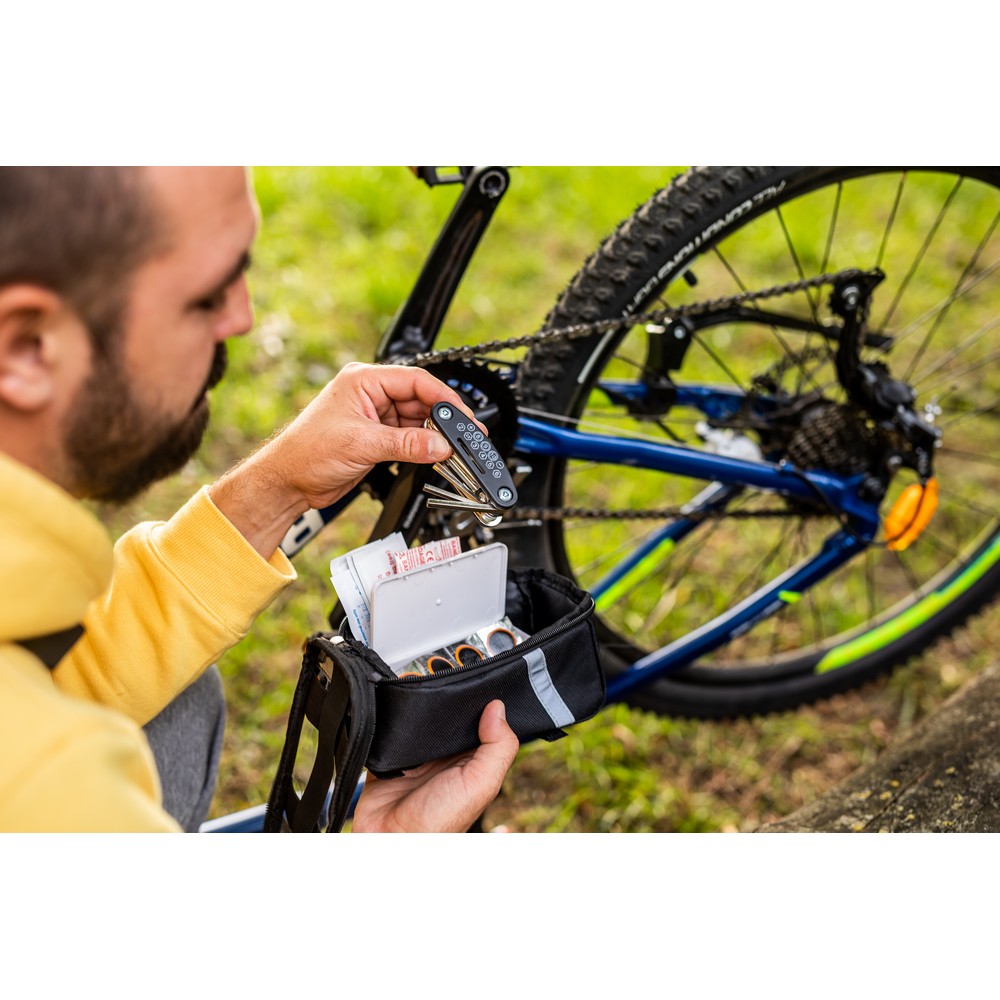 Fahrradtasche mit Zubehör | Fabio in Schwarz, Ansicht 13