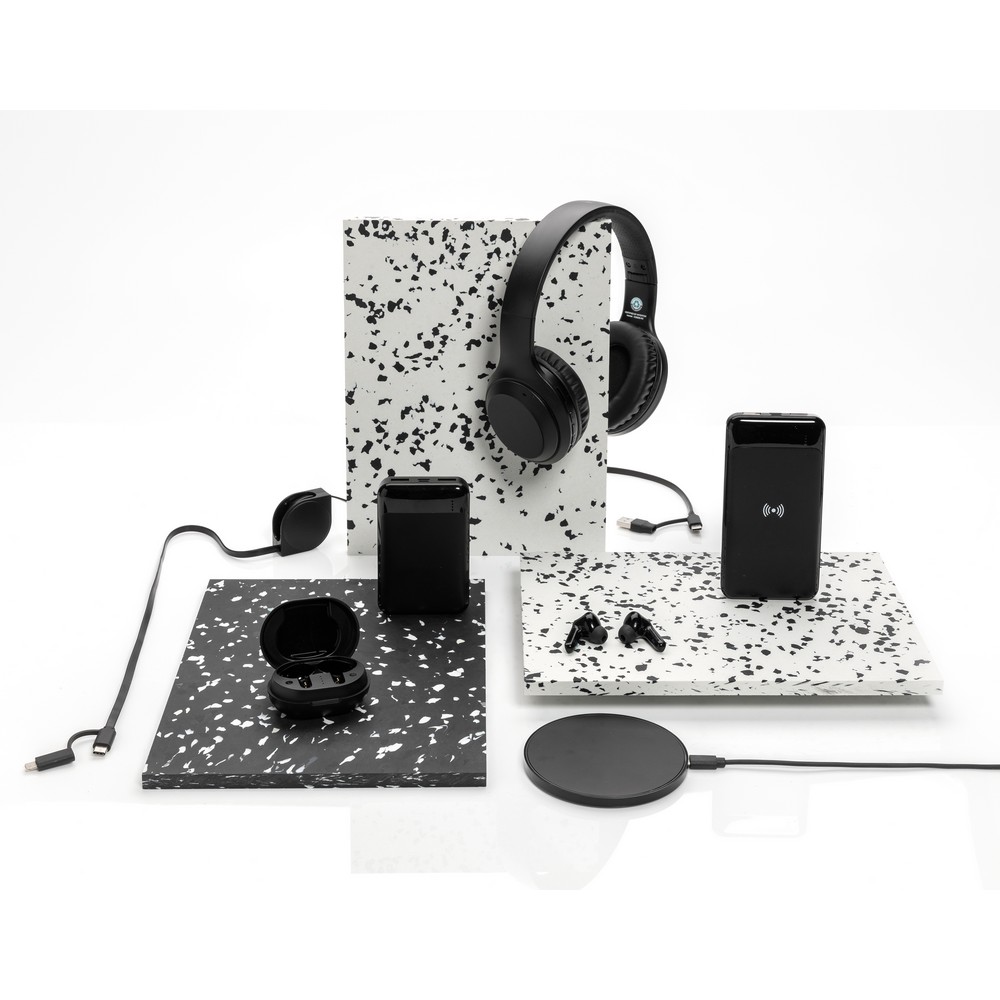 10.000 mAh Powerbank aus RCS Standard recyceltem Kunststoff in Schwarz, Ansicht 10