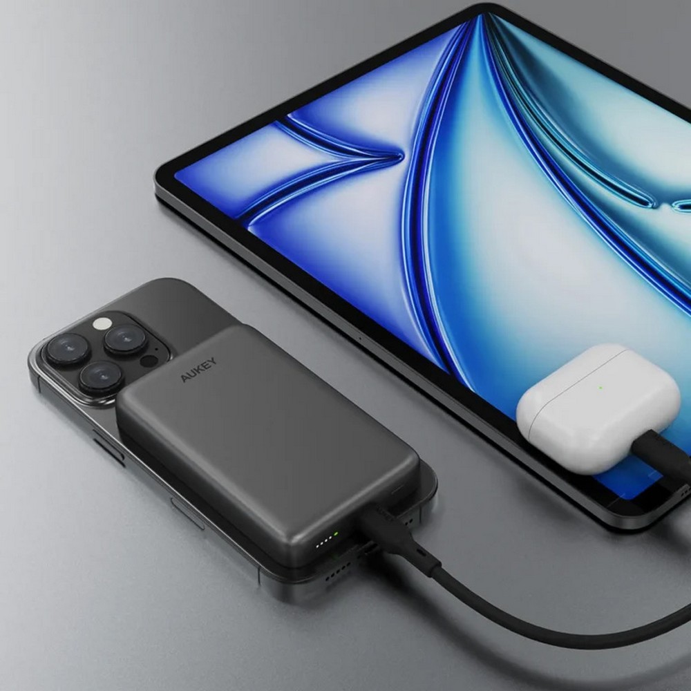 Magnetische kabellose Powerbank 10000 mAh, Aukey in Schwarz, Ansicht 5