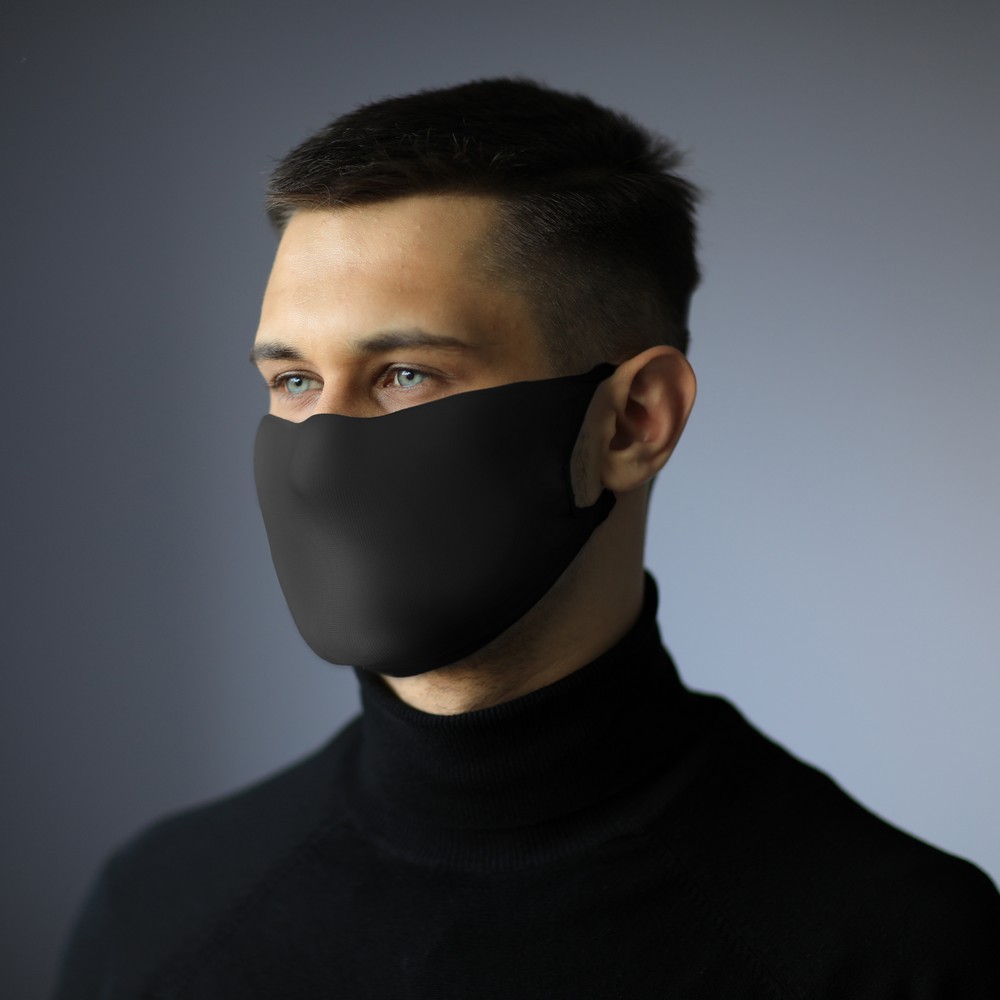 Wiederverwendbare Maske mit Filterraum und Silberionen in Schwarz