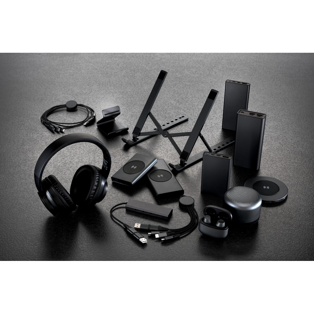 5W wireless speaker made with RCS (Recycled Claim Standard) certified recycled aluminium and ABS. Total recycled content: 35% based on total item weight. RCS certification ensures a completely certified supply chain of the recycled materials. Aluminium do